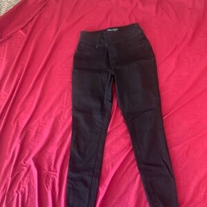 Woman’s medium tall black jeans